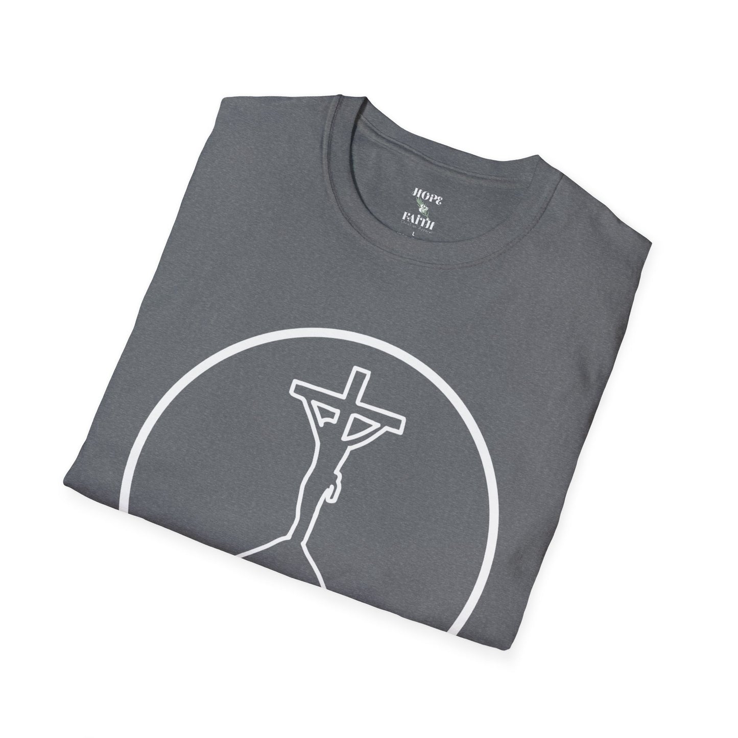 Jesús en la Cruz - Camiseta Softstyle Unisex 