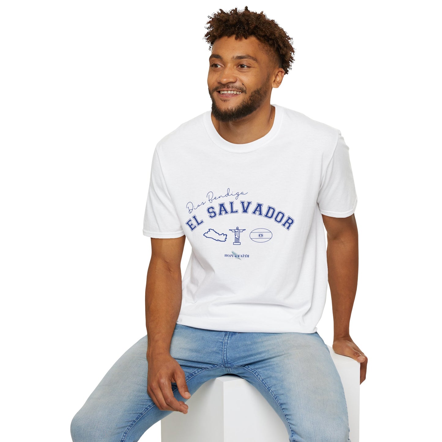 Dios bendiga El Salvador - Graphic Unisex Softstyle T-Shirt - Casual Culture Tee